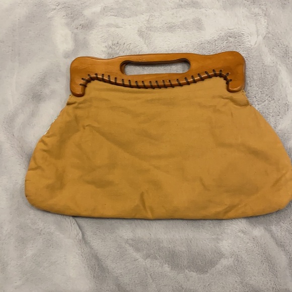 Embroidery Handbag - Picture 2 of 3